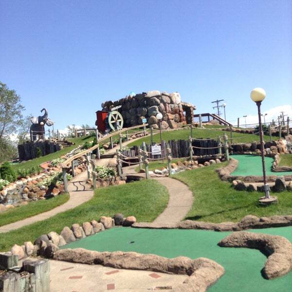 A picture of the putt putt golf course at FunTyme Adventure Park.